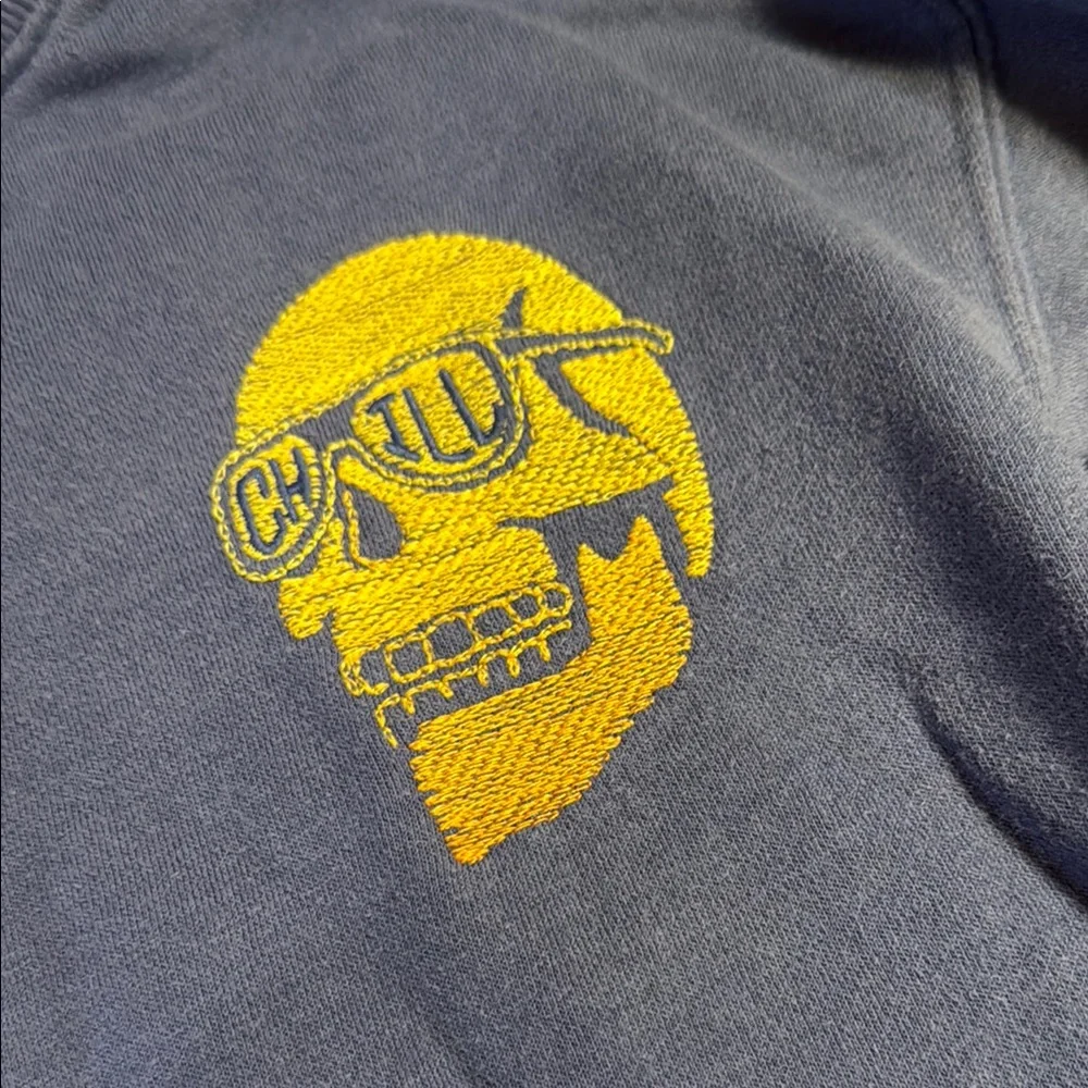 Like New Boys Old Navy‎ Embroidered Chill Skull Crewneck Sweatshirt
